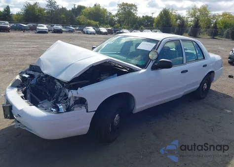2005 Ford Crown Victoria Police from USA, damaged, VIN 2FAHP71W05X106652